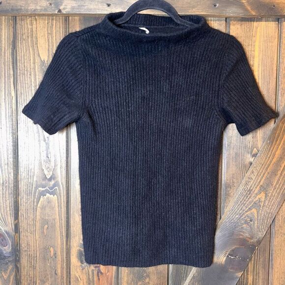 ANYA HINDMARCH Cashmere Short-Sleeve Sweater - Picture 1 of 4